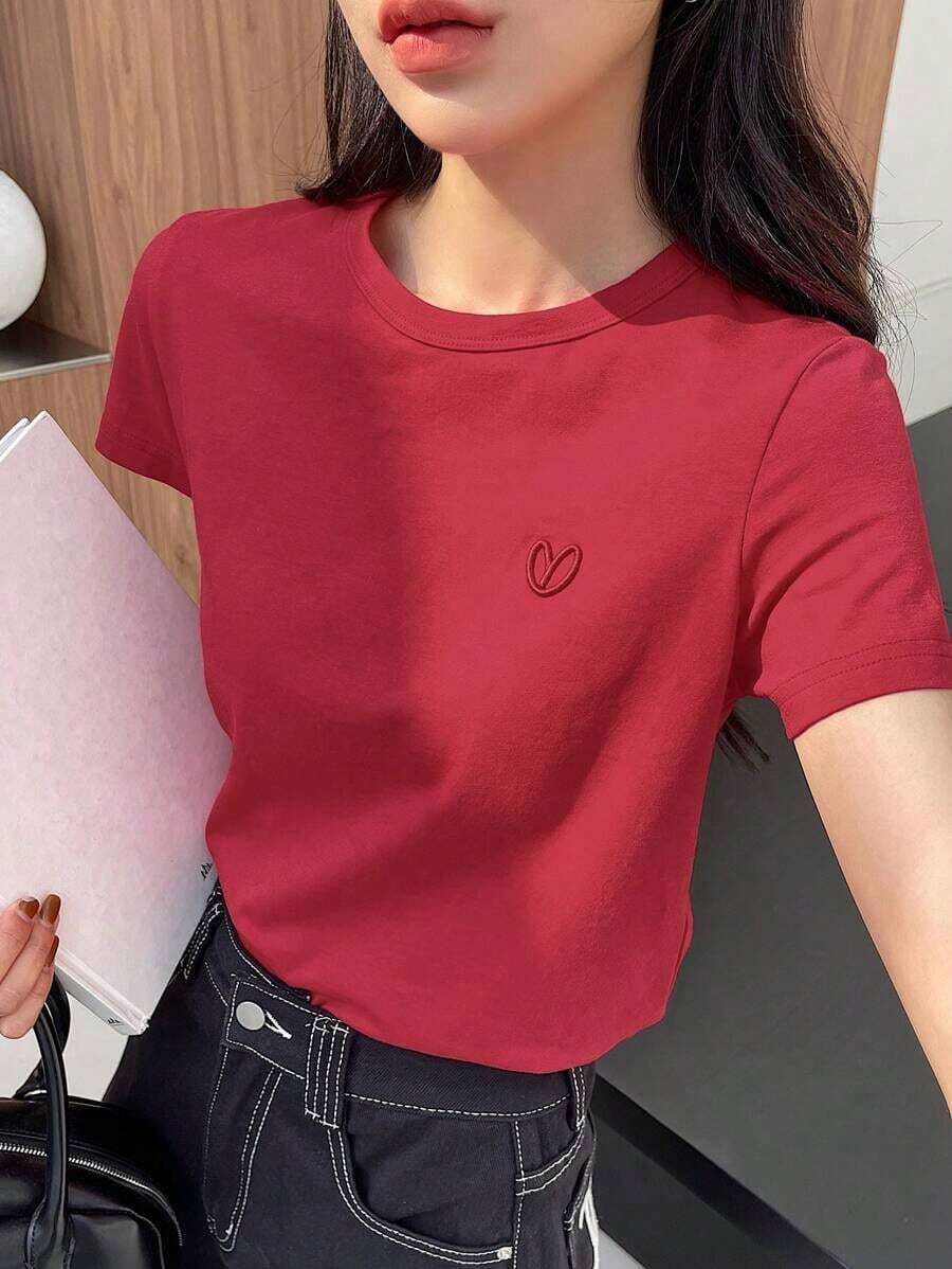 Y2K Style, Fashionable Style, Newest 2026 Style, Cute Style, Casual Style. Women's Short-Sleeved T-Shirt With Embroidered Heart And Letter Design For Valentine's Day, Casual And Work Style. 180g (S-XXXL) - 紅色的 - 查看 1