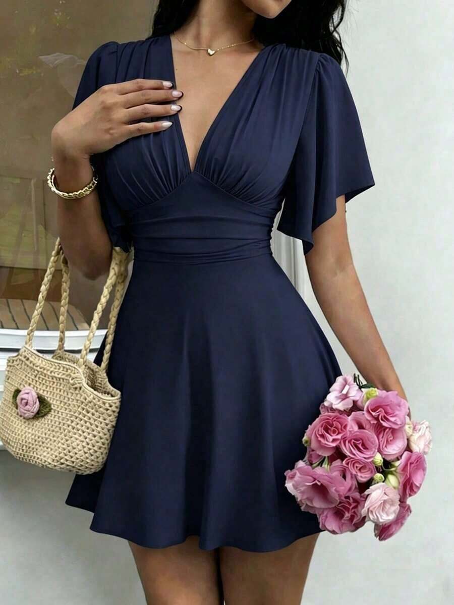 Nuevo vestido elegante corto para mujer con cuello en V, busto fruncido, mangas con volantes y cintura ceñida.Favorecedora y elegante. - Azul marino - Ver 1