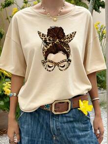New Arrival 2026: Women's Short-Sleeved Crew Neck T-Shirt. Made From 100% Pure Cotton With A Relaxed Fit. Casual And Versatile Design With Prints, A Wardrobe Essential. Perfect For Everyday Wear, Casual Dates, And Streetwear. - 白色 - 查看 6