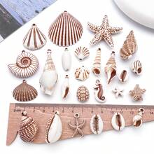 10/25 Stücke gemischte Anhänger mit Meeresmotiven, Muscheln, Seesterne, Seepferdchen und Schildpatt aus Kunstharz mit Löchern, Vintage-Strandanhänger in Braun mit Vintage-Print für die Schmuckherstellung, DIY-Armbänder, Halsketten und Ohrringe, Sommerbastelbedarf - Gelb - Übersicht 5