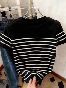 Camiseta de mujer de manga corta con cuello redondo y bloques de color a rayas - Multicolor - Ver 2