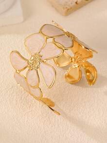 NAIZHU 1pc Fashionable Exaggerated Creative Metallic Asymmetric Flower & Heart Chunky Open Bangle Bracelet, Suitable For Daily Wear, Banquet And Party - Gold - View 4
