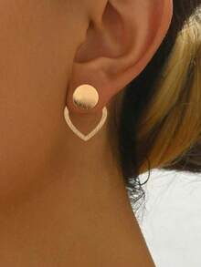 1 Pair New Creative Minimalist Geometric Earrings, Elegant Spiral Floral Pattern Round Stud Earrings For Daily Wear - Heart - View 4