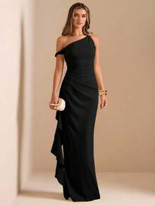 de dama de honor de otoño/invierno, vestido largo elegante con pliegues, abertura alta, volantes y hombros oblicuos con nudo retorcido y sin tirantes, sexy para fiestas - Negro - Ver 1