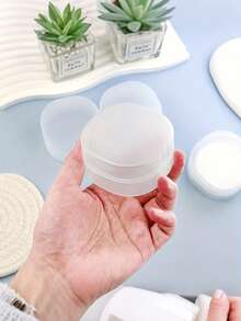 Small Transparent Plastic Round Storage Box - Portable Makeup Pad And Cleaning Product Storage Box, Sealed Travel Design, Suitable For Brushes, Balls, Beads, Etc. Bathroom And Vanity Storage, Makeup Remover Storage Box, Smooth Surface, Transparent Storage Box - Multicolor - View 7