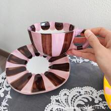 不对称手绘花卉釉面陶瓷杯套装，包括牛奶杯、咖啡杯和碟子，高品质杯子，茶杯，水杯，杯碟套装 - 條紋咖啡杯 - 查看 7