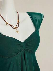 Top sin mangas con volantes, escote con pliegues, ajuste ceñido, parches de malla sexy, espalda con lazo, top casual de vacaciones - Verde Oscuro - Ver 8