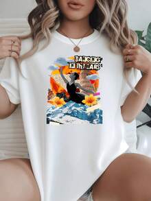 Loose Women's T-Shirt With A "Dancing On Mars" Graphic Print, Available In Black And White. This Casual Summer Top Features A Mountain And Sky Floral Design And Is Perfect For Everyday Wear. It's A Stylish Addition To Any Outfit, From Vacation Looks And Other Summer Styles To More Casual Wear. It's A Versatile Top Suitable For Women, Including Women's Graphic Tees, Summer Tops, And Other Summer Outfits. The Top Is Made Of Cotton And Features A Breathable And Sweat-Absorbent Material. It's Ideal For Easter, Christmas, And Other Occasions. - 白色的 - 查看 11