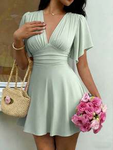 Nuevo vestido elegante corto para mujer con cuello en V, busto fruncido, mangas con volantes y cintura ceñida.Favorecedora y elegante. - verde menta - Ver 8