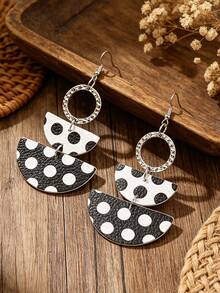 1 Pair New Crescent Moon Spotted PU Leather & Zinc Alloy Hoop Earrings - Black and White - View 4