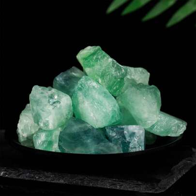 Natural Green Gemstone Decorative Stone For Garden Decor & Spiritual Healing, Irregular Crystal Rocks For Wealth Protection & Positive Energy, Aesthetic Decorative Stones For Home, Office, DIY Crafts & Outdoor Landscaping