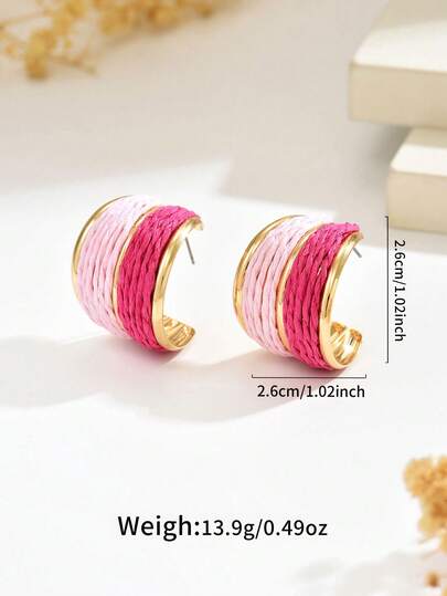 1 Pair Minimalist Versatile Cute Cartoon C-Shape Handmade Woven Raffia Earrings, Fashionable Exaggerated Large C-Hoop Raffia Bicolor Earrings Suitable For Women's Daily, Vacation, Party Wear (Handmade Weaving Technique Random)