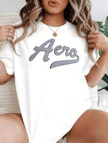 Summer T-Shirts With The Eye-Catching "Aero" Logo On The Chest Symbolize A Free Spirit And A Love Of Adventure. This Women's Casual T-Shirt Is Made Of 100% Cotton, Offering A Comfortable, Relaxed Fit For Everyday Wear. Perfect For Summer. - 白色 - 查看 1