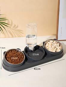 3合1宠物碗套装，带自动饮水器，包括倾斜式猫粮碗和水碗，以及重力水瓶，让您的宠物保持水分充足并吃饱喝足！ - 500ml - 查看 9