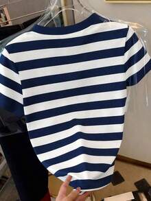 Camiseta de mujer de cuello redondo de manga corta con bloques de color y rayas - Multicolor - Ver 2