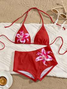 Traje de baño con estampado floral de moda: Top de bikini tipo camiseta con estampado de loto negro + Bottom de traje de baño de talle alto - Conjunto de traje de baño elegante y cómodo para vacaciones de verano, playa y uso en resort en color rojo - Rojo - Ver 2