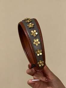 1 chiếc băng đô phong cách vintage, ngọt ngào & nữ tính, bao gồm ren chấm bi, ren kẻ caro, nhung sao, bánh quy chấm bi màu be và hoa da, băng đô retro thanh lịch. Phù hợp cho các cô gái thích phong cách học đường, ngọt ngào và trưởng thành nhẹ nhàng, có thể phối với áo sơ mi, áo hoodie và áo khoác. Băng đô tóc - Nhiều màu - Xem 13