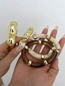 Bộ 4 vòng tay kiểu Bohemian cổ điển, thanh lịch, chất liệu CCB, nhẹ, tinh tế, hình tròn lượn sóng, thích hợp cho nữ giới đeo hàng ngày, dự tiệc, hẹn hò, đi nghỉ mát, có thể đeo chồng lên nhau, là lựa chọn quà tặng hoàn hảo. - Vàng - Xem 6