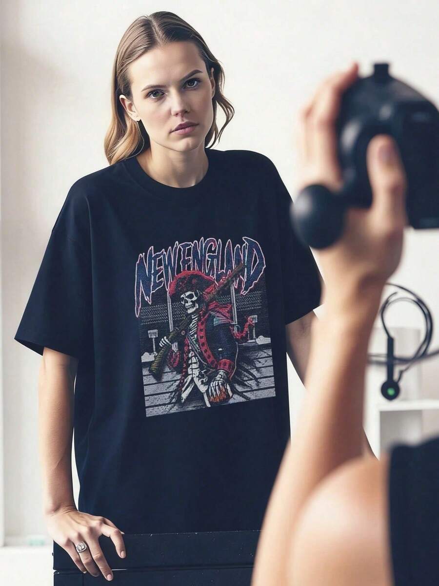 Ropa de Mujer, Camiseta de Verano de Algodón Suave y Casual con Cuello Redondo, Estampado Retro de Calaveras y Piratas Estilo Nueva Inglaterra. Blanco. - Negro - Ver 1