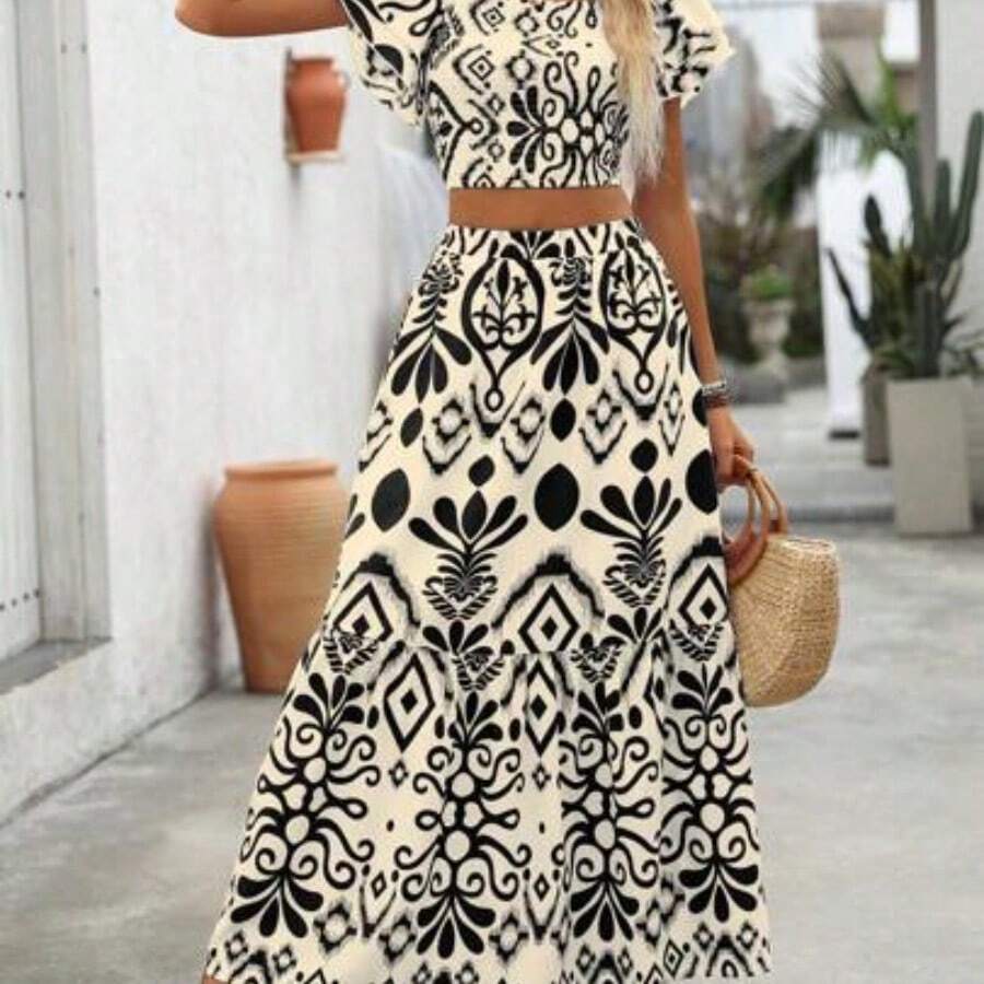 Holidaya Women's Holiday Allover Print Square Neck Blouse And Ruffle Hem Skirt Set - Albaricoque - Ver 1