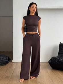 PETITE Conjunto de 2 piezas para mujer, de verano, color sólido, con cuello alto, blusa plisada y pantalones, ropa casual para mujer, ropa de entrenamiento para mujer, ropa de verano para mujer, conjuntos casuales para mujer, conjunto de dos piezas marrón para mujer, conjunto de dos piezas de pantalones para mujer, conjunto casual de dos piezas, conjunto cómodo de dos piezas, conjunto de pantalones marrones para mujer, conjunto de dos piezas de pantalones tipo mono marrón para mujer. - Marrón - Ver 9