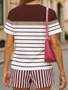 Conjunto informal de 2 piezas de camiseta de manga corta de cuello redondo a rayas y pantalones cortos para mujer - Burdeos - Ver 2