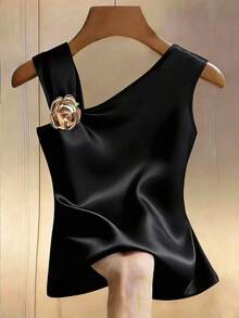 Camiseta de mujer de unicolor sin mangas asimétrica con fruncido y botón decorativo - Negro - Ver 6