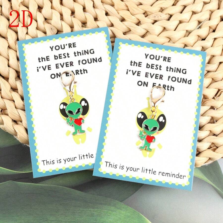 Set de 2 piezas/4 piezas Llavero de Alien de Dibujos Animados, Criatura Espacial; Adecuado para Bolsos, Llaves, Mochilas de Hombres y Mujeres - Regalo Coleccionable de Ciencia Ficción, Adecuado para Entusiastas de OVNI, Accesorios con Temática Espacial de Ciencia Ficción, Diseño de Cara de Alien, Llavero de Moda y Práctico, Adecuado para Uso Diario o Eventos Temáticos, Artesanía Detallada - Verde - Ver 1