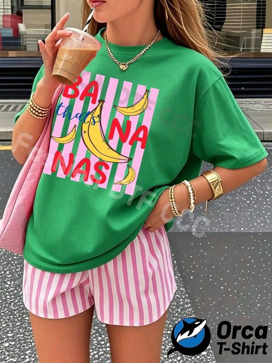 Premiumy2k Women's Personalized And Fashionable T-Shirt, 100% Cotton 180g, Loose Short Sleeve, Urban Style Elegance, Breathable For Casual Daily Wear, Creative Summer Print, Gift For Outdoor Sports, Pink Banana Design With Funny Text, Playful And Cute Style, Suitable For Summer Outfits, . - 綠色 - 查看 1
