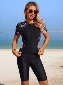 Swim  Set de 3 piezas: Blusa de manga corta con estampado, shorts y cubre-todo para mujeres de Oriente Medio - Multicolor 3 - Ver 5