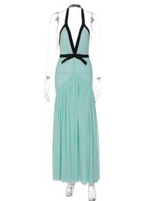 Short, Fitted Dress With A Sensual Design And Off-The-Shoulder Style. - Mint Green - View 10