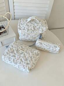 1 chiếc: Túi đựng mỹ phẩm họa tiết ngỗng trắng dễ thương - Dung tích lớn, thiết kế hoa văn, túi đựng đồ dùng cá nhân cho nữ. Chiếc túi trang điểm du lịch di động này rất lý tưởng cho các cô gái năng động. Túi đa năng này có thể đựng son môi, đồ dùng vệ sinh, tiền xu, chìa khóa, cọ trang điểm, mỹ phẩm và các sản phẩm chăm sóc da. Lý tưởng cho các kỳ nghỉ. - trắng - Xem 2