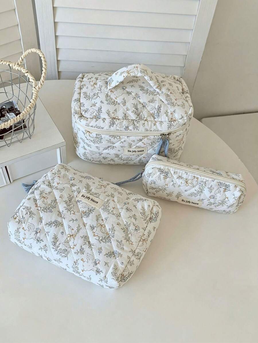 1 chiếc: Túi đựng mỹ phẩm họa tiết ngỗng trắng dễ thương - Dung tích lớn, thiết kế hoa văn, túi đựng đồ dùng cá nhân cho nữ. Chiếc túi trang điểm du lịch di động này rất lý tưởng cho các cô gái năng động. Túi đa năng này có thể đựng son môi, đồ dùng vệ sinh, tiền xu, chìa khóa, cọ trang điểm, mỹ phẩm và các sản phẩm chăm sóc da. Lý tưởng cho các kỳ nghỉ.