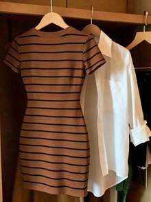 Vestido de mujer de manga corta con cuello redondo y rayas versátil - Café integral - Ver 2