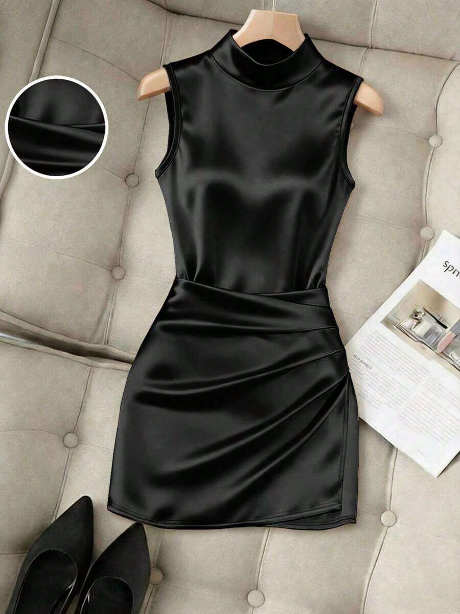 Nuevo vestido de mujer de moda con cuello alto brillante, sin mangas, cintura fruncida y asimétrico de ajuste ceñido - Negro - Ver 1