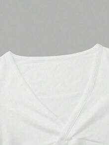 Camiseta de mujer de verano de unicolor, con escote en V superpuesto, manga corta, ajustada, versátil para vacaciones y tiempo libre - Beis - Ver 5