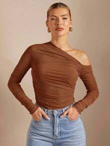Camiseta Ajustada De Cuello Asimétrico Y Con Pliegues Y Perspectiva Para Mujeres - Óxido marrón - Ver 9
