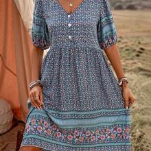 Women Short Puff Sleeve Dress With Floral Print, Button Decoration And Vacation Style For Summer Vacation Beach Outfit - Verde - Ver 4