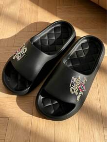 New Comfortable Soft Fashion Versatile Home Black Minimalist Fish Scale Design Thick Sole Lightweight EVA Material Bathroom Slip-On Men Slippers (Please Choose The Appropriate Size According To Your Foot Length) - Black - View 4
