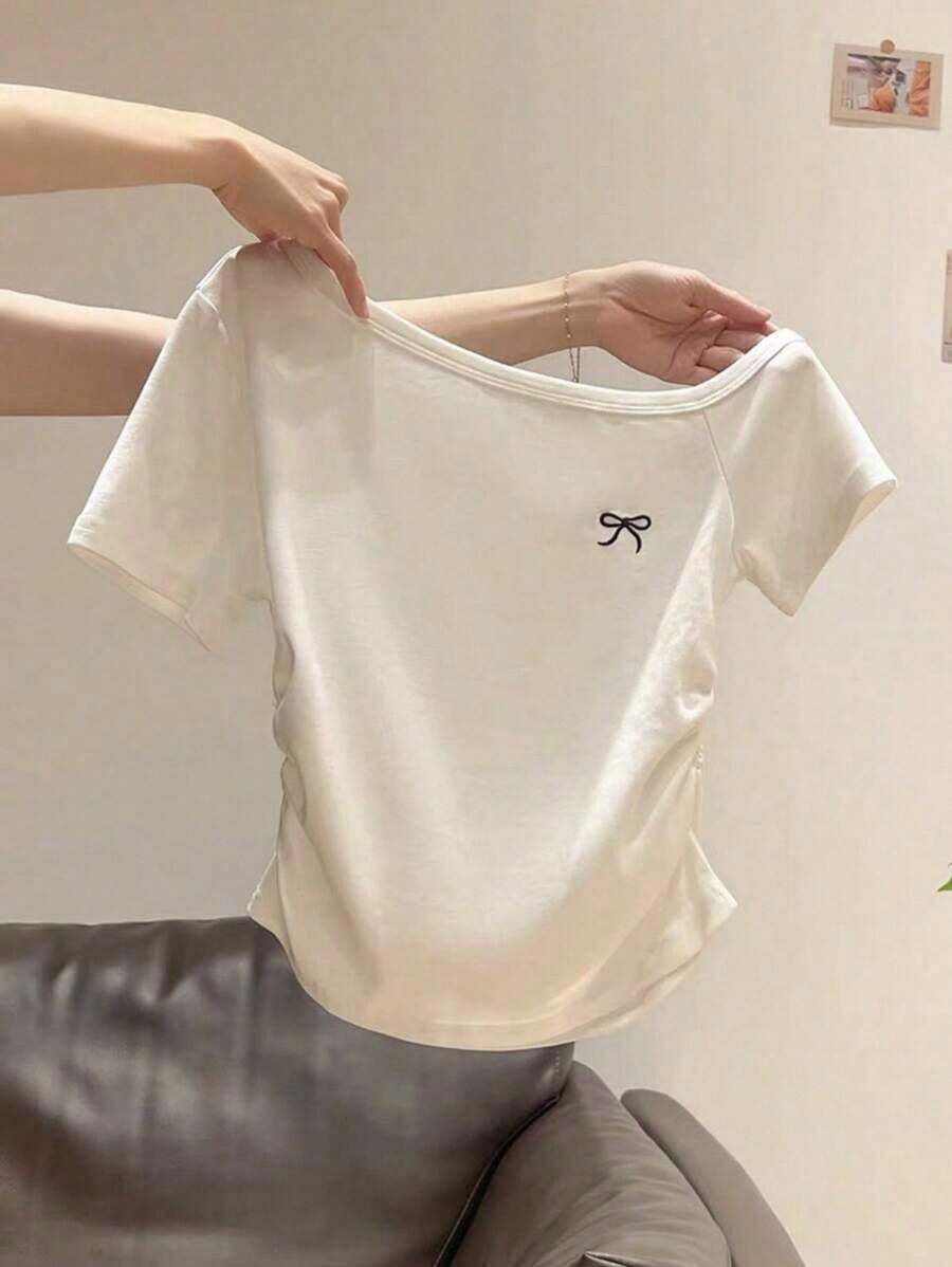 Camiseta corta de manga corta con hombros descubiertos y lunares en blanco y negro para mujer, top corto de ajuste ceñido - Blanco 2 - Ver 1