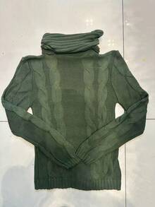 Women's High Neck Knit Blouse With Front Clasp - Elegant Winter Style - 軍綠色 - 查看 2