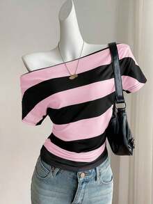 Camiseta de mujer de manga corta con cuello asimétrico y estampado de rayas - Multicolor 2 - Ver 5