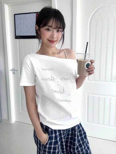女士休闲简约露肩吊带浪漫海滩街头Y2K时尚T恤，春夏款