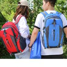 新款 30L 超大容量背包，加厚帆布工作行李包，男女通用户外旅行背包 - 紅色 - 查看 3