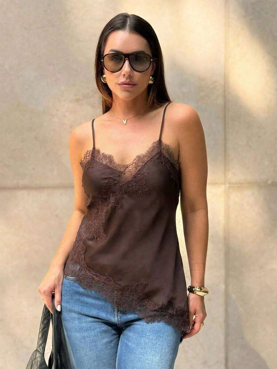 Camiseta sin mangas asimétrica de encaje con contraste de unicolor para mujer, elegante y holgada, top casual de verano - Café integral - Ver 1