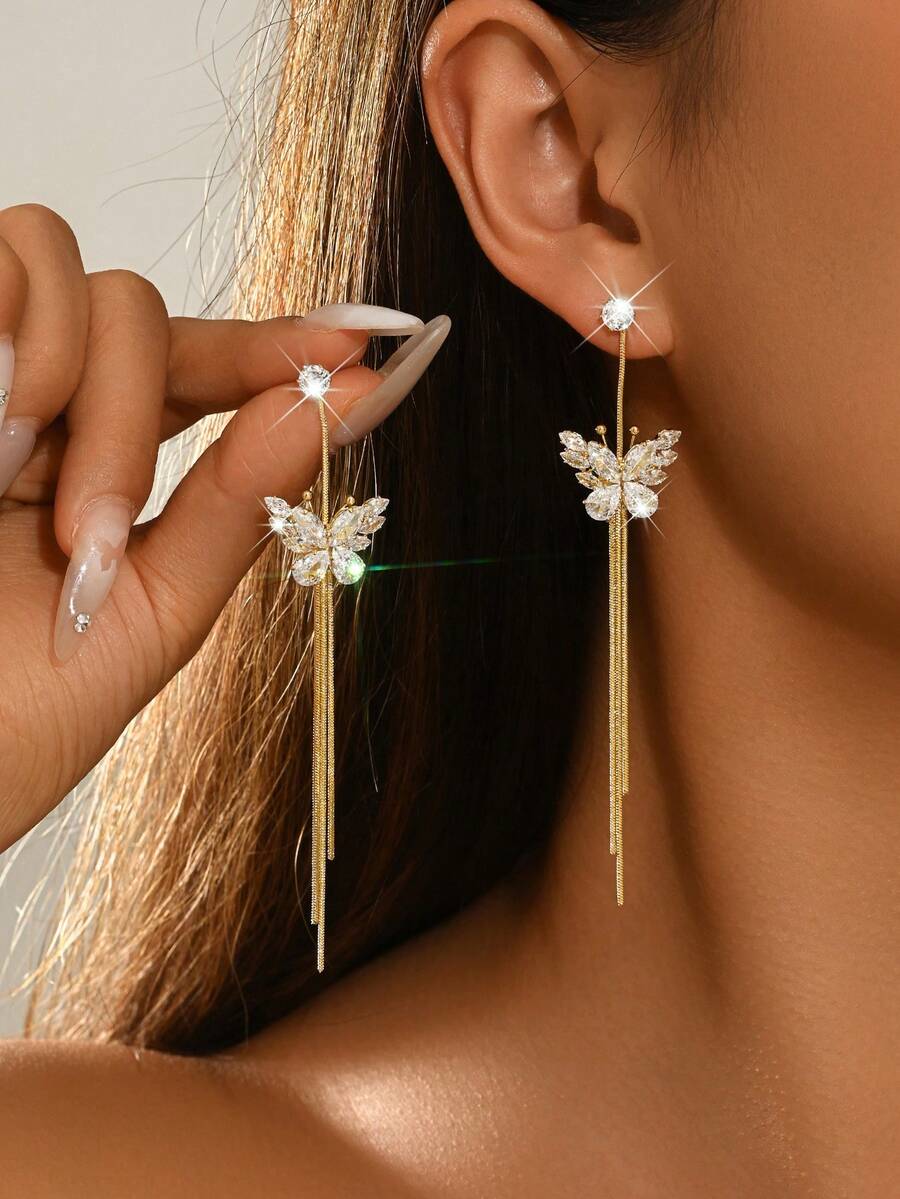 一对闪亮蝴蝶吊坠耳环，铜质长链流苏水晶耳环，优雅女士耳环，适合婚礼、生日派对、礼物等场合。 - 金色 - 查看 1