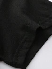 Camiseta personalizada de mujer talla grande, personalización de Halloween, sube tu foto/PNG/foto de grupo, camiseta de mujer de corte holgado de cuello redondo talla grande, camiseta gráfica personalizada, top negro de mujer, regalo de Halloween, regalo del Día de San Valentín, regalo de cumpleaños, regalo para la mejor amiga, top de verano para mujer, mejor amiga personalizada, top negro sólido de talla grande para mujer - Negro - Ver 5