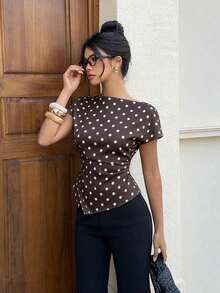 Blusa de manga corta con pliegues en la cintura y bajo asimétrico, estilo elegante de oficina para mujer - Marrón - Ver 10