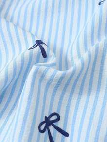 2 piezas Conjunto de pijama con top de manga corta con bolsillo y lazo, y shorts cómodos a rayas azules con cuello en forma de corazón, adecuado para uso en casa, primavera/verano - Azul - Ver 8