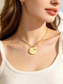 Dây chuyền vàng 18K khắc chữ cái đầu tên theo yêu cầu, Dây chuyền nữ cá nhân hóa, Dây chuyền dành cho mẹ với chữ cái đầu tên, Chữ khắc tùy chỉnh, Quà tặng Ngày của Cha, Quà tặng Ngày của Mẹ, Quà tốt nghiệp, Dây chuyền đôi, Phụ kiện đi biển, Trang sức nữ - Vàng - Xem 5